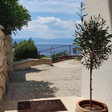 Divine View Apartma Apartament *